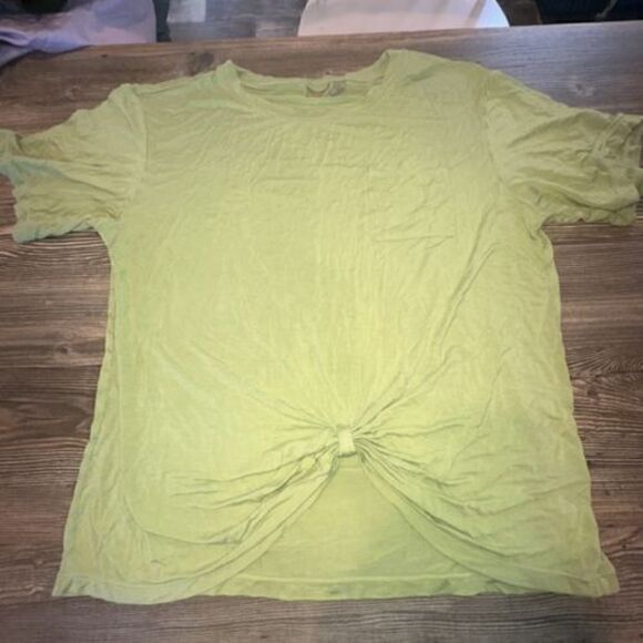 Zella Short Sleeve Cotton Knotted Hem T Shirt Women's Size Small Green. D - Picture 1 of 5